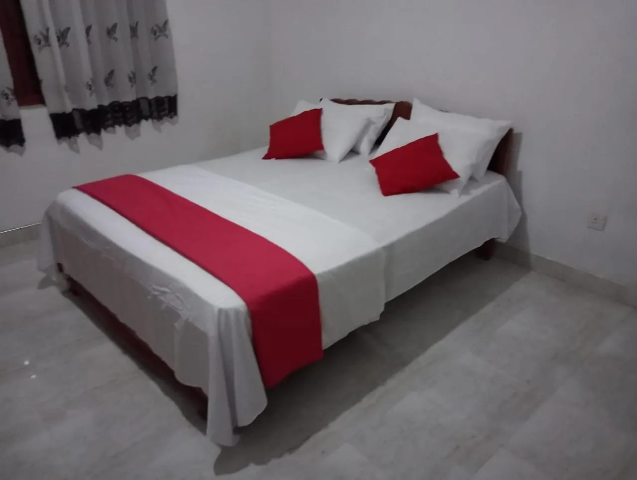 Rock View Bungalow - Home Stay - Kandy Homestay